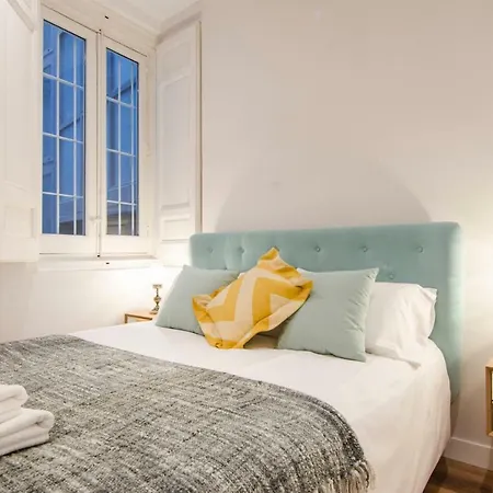 Renovated And Modern- 3bd 2bth- Anton Martin Apartment