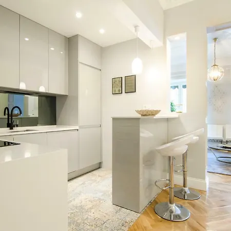 Minty - Atocha 4 Bd Apartamento
