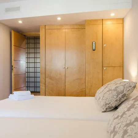 Apartamento Santa Cruz De Marcenado 4 Madrid