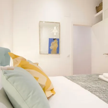 Apartment Renovated And Modern- 3bd 2bth- Anton Martin Madrid
