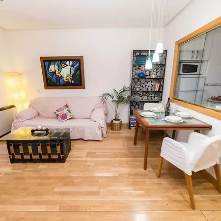 Apartamento Divina Malasana Apartment Madrid