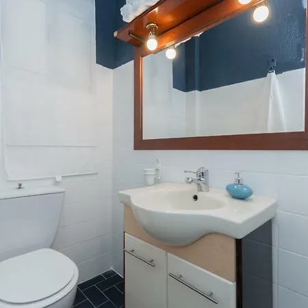 Apartment 32 Marques Real