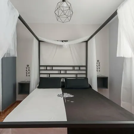 Apartment 32 Marques Real *