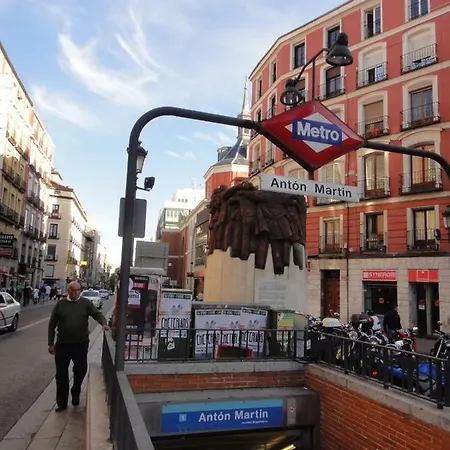 En Calle Tres Peces