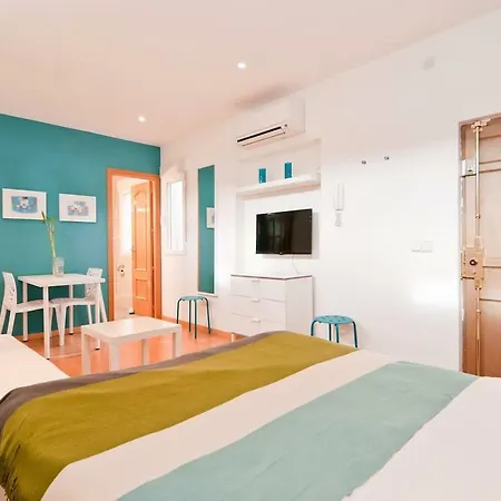 ático En El Centro De - Calle Jardines Apartamento *