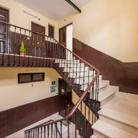 Apartamento ático En El Centro De - Calle Jardines