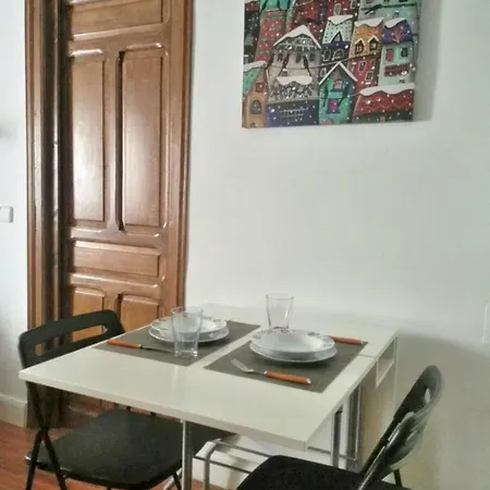 Atocha I Apartment *