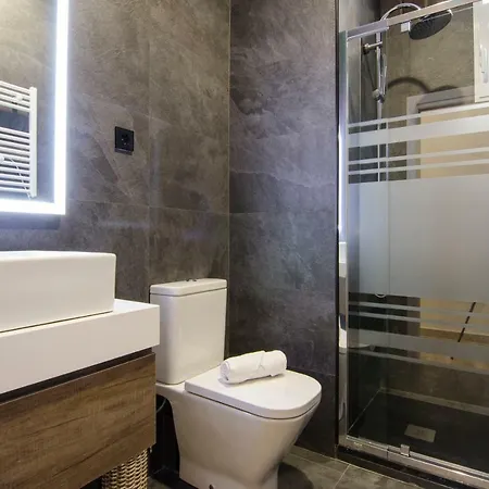 Apartment Luminoso Familiar- 2d 2b- Cava Alta *