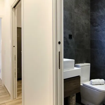 Apartment Luminoso Familiar- 2d 2b- Cava Alta Madrid