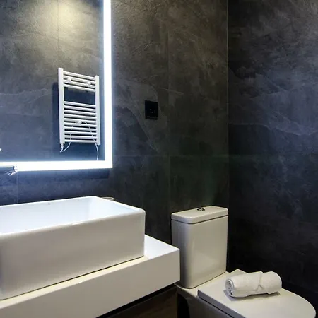 Luminoso Familiar- 2d 2b- Cava Alta Apartment *