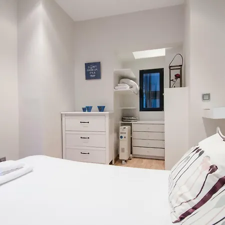 Apartment San Vicente Ferrer 22 Madrid
