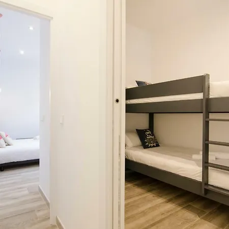Apartment Luminoso Familiar- 2d 2b- Cava Alta Madrid