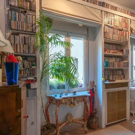 Malasana. La Casa Del Artista Apartamento