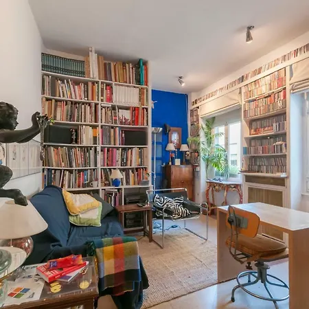 Malasana. La Casa Del Artista Apartment Madrid