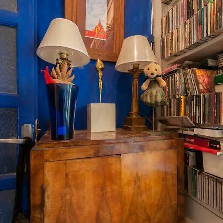 Malasana. La Casa Del Artista *