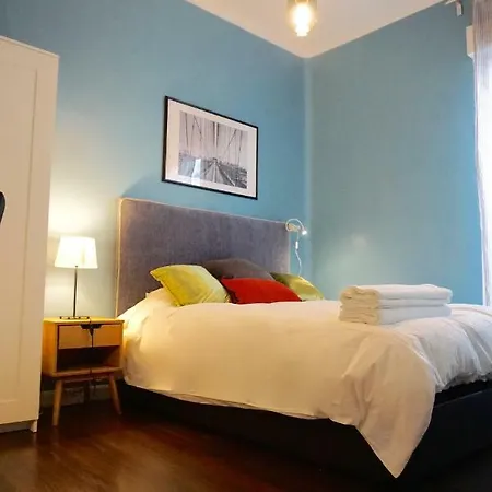 Apartment Smart Plaza De Las Cortes *