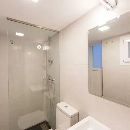 Windrose 5 Apartment Madrid