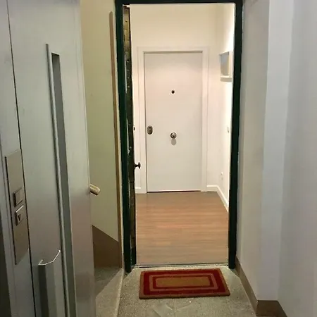Smart Plaza De Las Cortes Apartment *