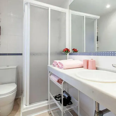 Estudio En Calle Gravina - Chueca