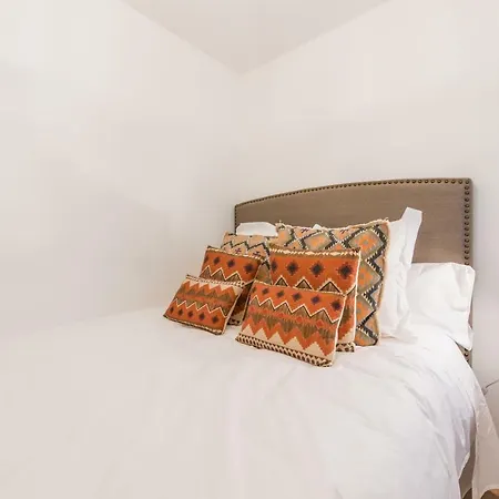 For Rio Maz10 Apartment Madrid