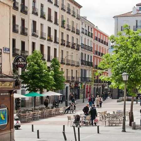 Estudio En Calle Gravina - Chueca