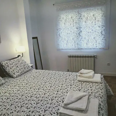 Gran Apartamento Cerca De Atocha Apartment
