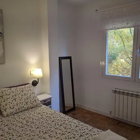 Gran Apartamento Cerca De Atocha Apartment *