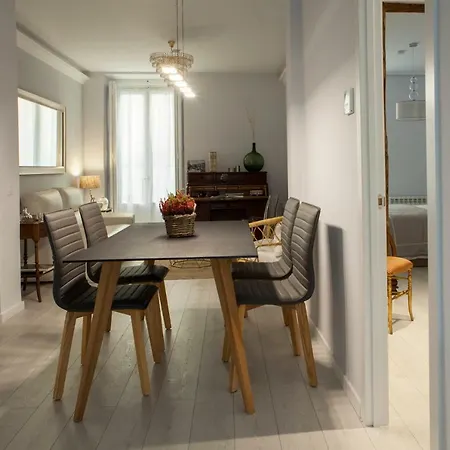 Apartment Elegante Y Espacioso, Junto A La Plaza Mayor *