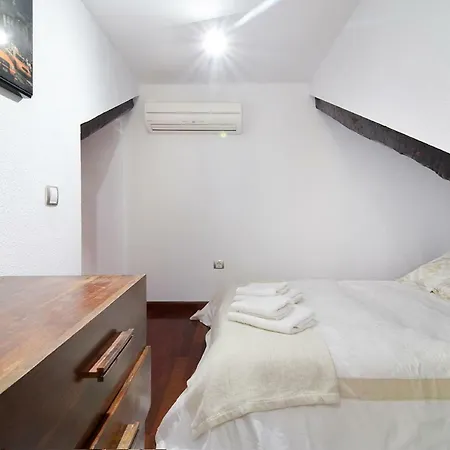 Apartment Celling La Latina By Batuecas *