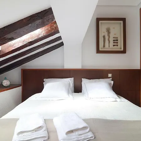 Apartment Celling La Latina By Batuecas