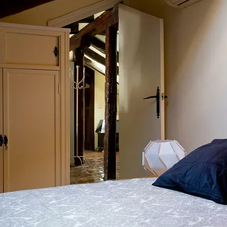 Luxury Puerta De Alcala And Serrano Street Apartment