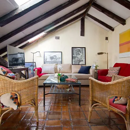 Luxury Puerta De Alcala And Serrano Street Apartment
