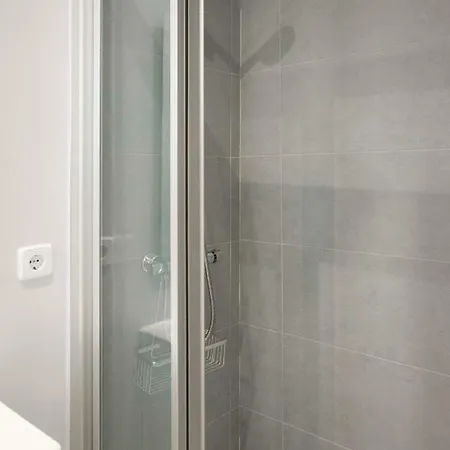 Apartment Alcala 146 *
