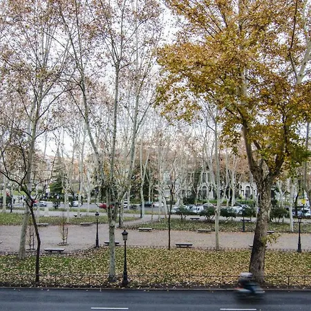 Paseo Del Prado 16-105 Apartment Madrid