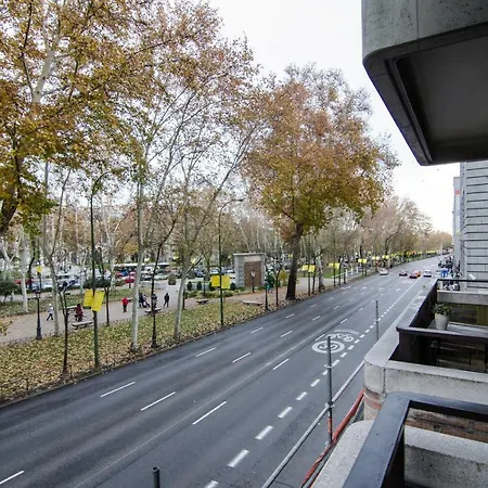 Paseo Del Prado 16-105 *