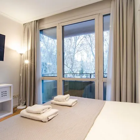 Apartment Paseo Del Prado 16-105 Madrid