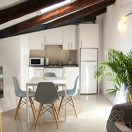 In Malasana Apartment Madrid