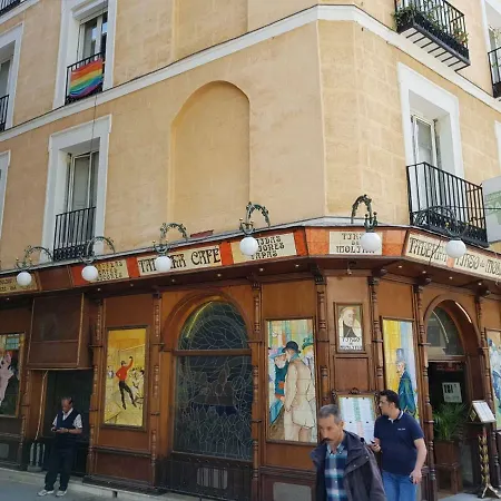 Luxury In Plaza Tirso Molina * Madrid