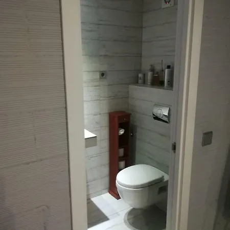 Cerca De Ifema Apartment