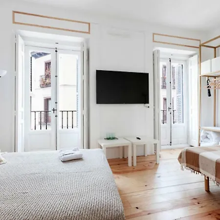 Five Balconies By Gran Via Apartment *