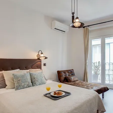 Apartment Fee4me Marques Vintage Center