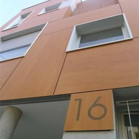 Naranjo 16 *