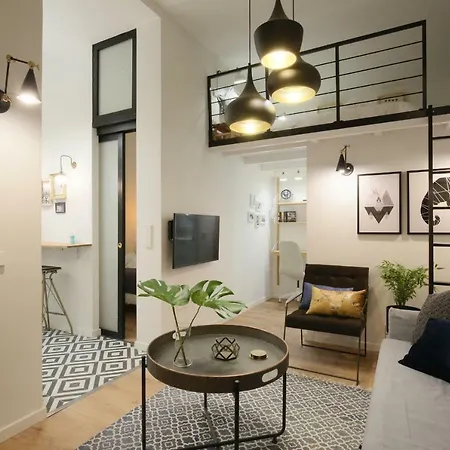 Moderno Y Reformado Al Lado Del Museo Apartment