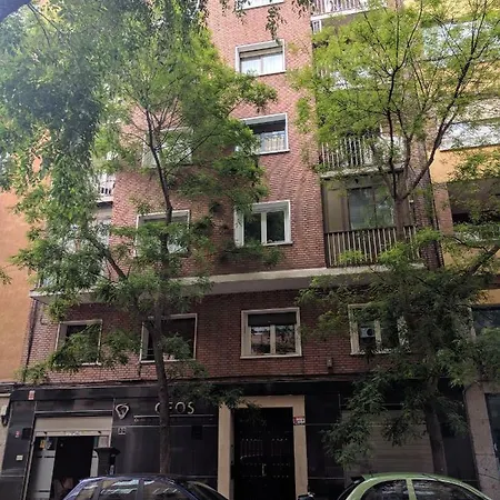 Gran Apartamento Cerca De Atocha Apartment
