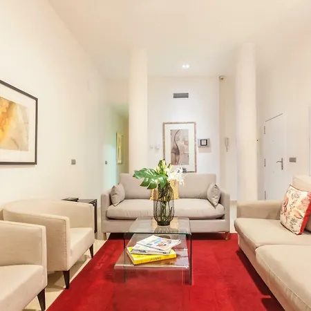 Friendly Echegaray Apartment