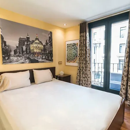 Atocha Apartment *