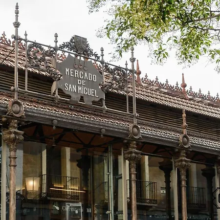 Charming Mercado De San Miguel Apartment *