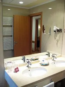 Ii Castillas Hotel Madrid