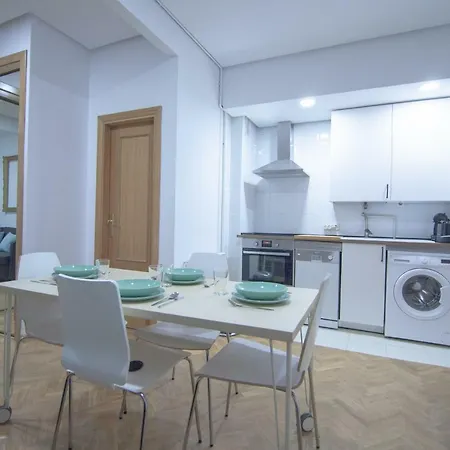 Apartamento En Calle Montera Appartement Madrid
