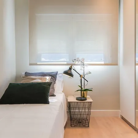 Apartment Comfort & Style In Madrid!!! 3bd 2bth+terrace